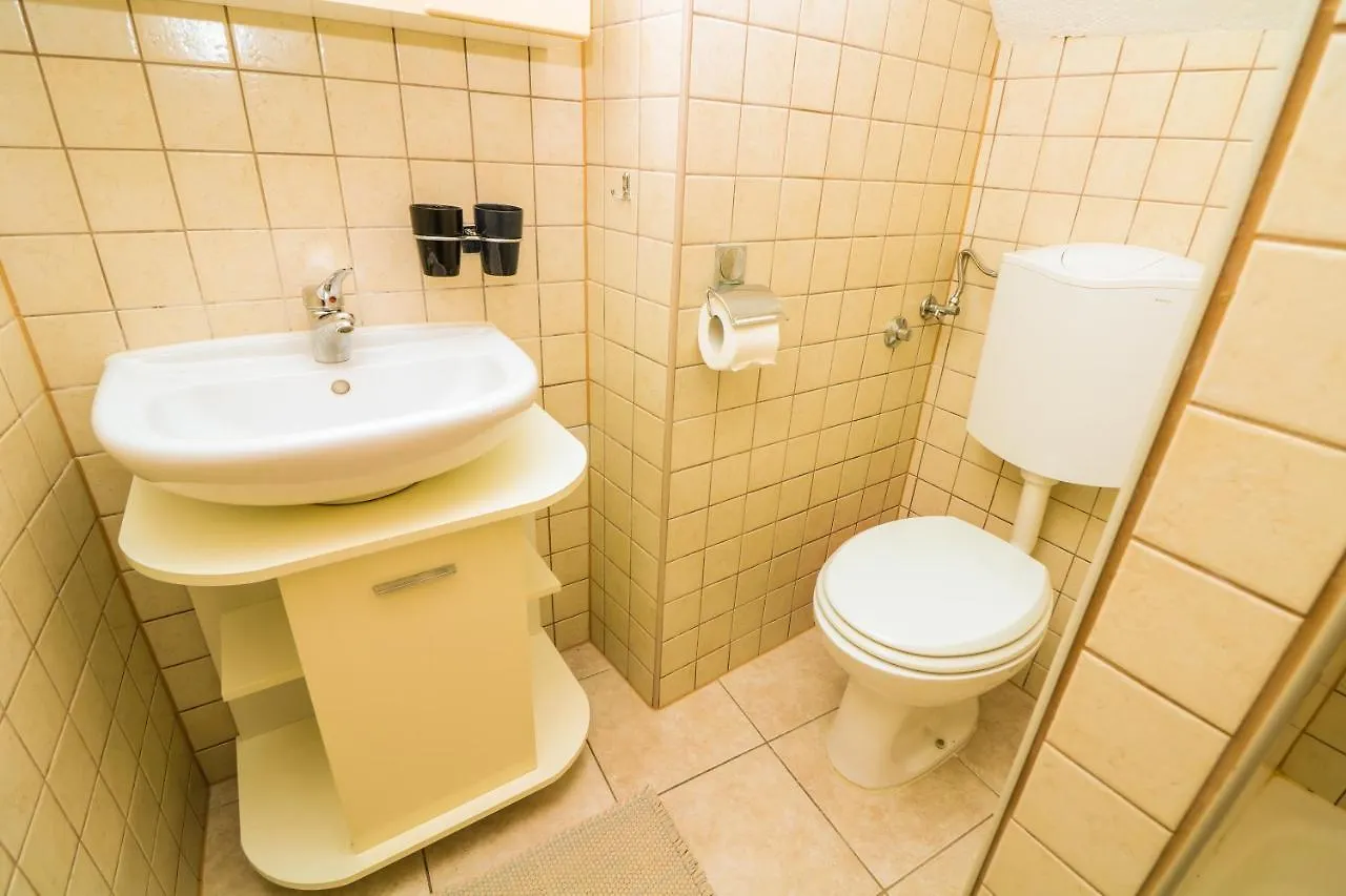 Apartments Ivo With Sea View Baska   Baska (Krk)