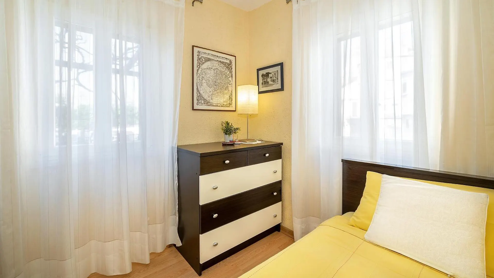 Apartments Ivo With Sea View Baska  Croatia