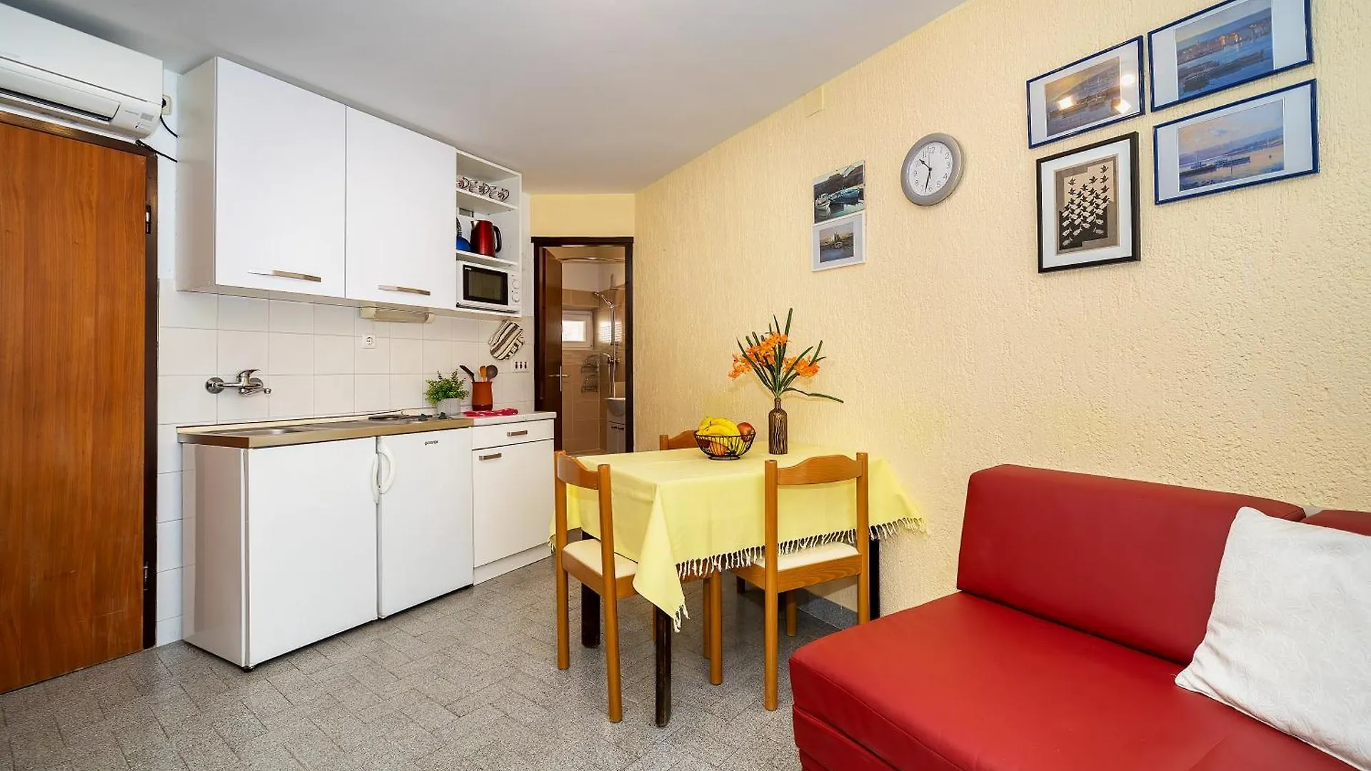 Apartments Ivo With Sea View Baska   Baska (Krk)