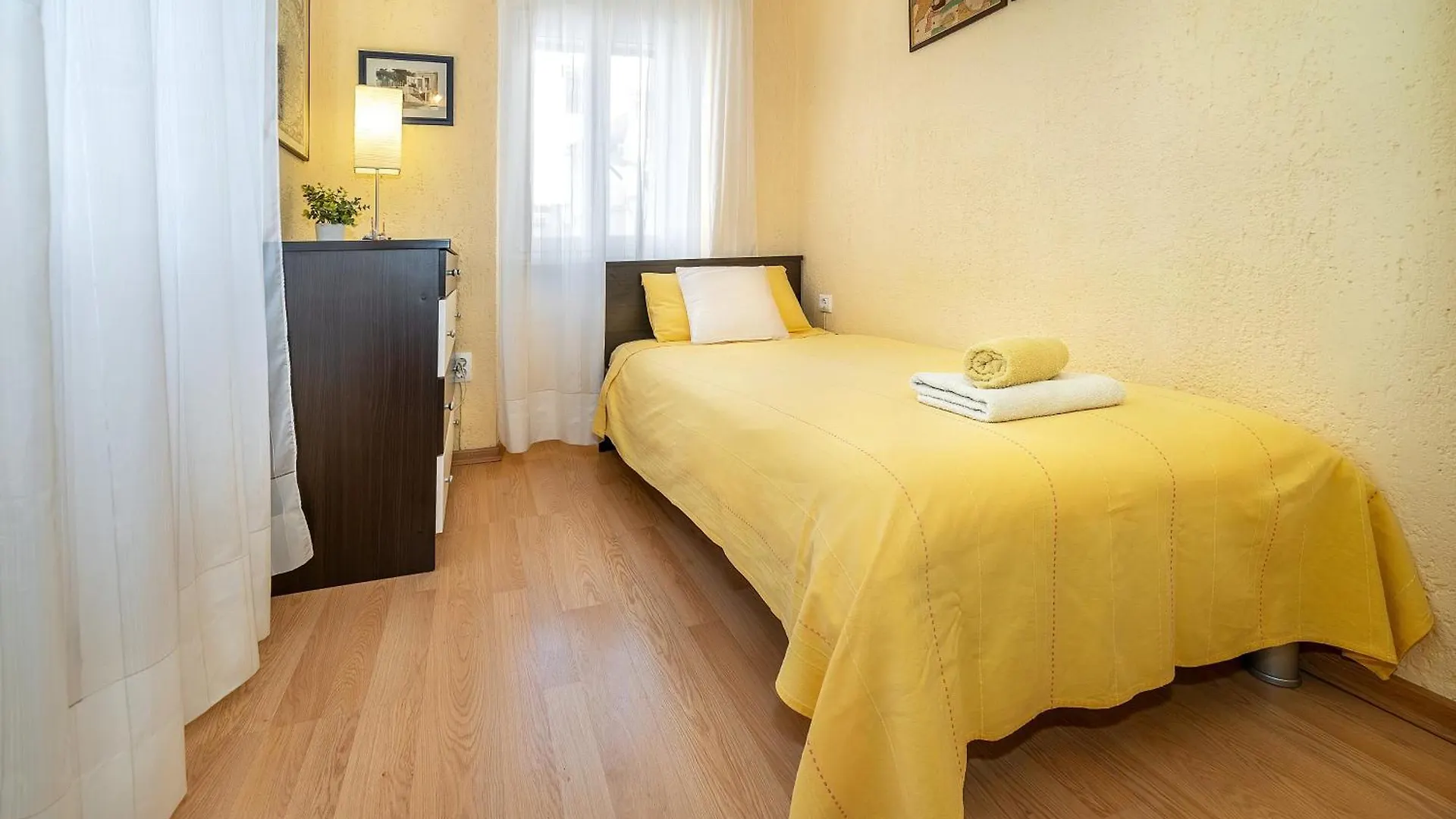 Apartments Ivo With Sea View Baska  Croatia
