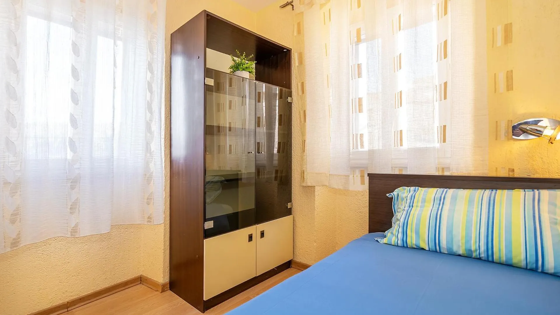 Apartments Ivo With Sea View Baska  Croatia