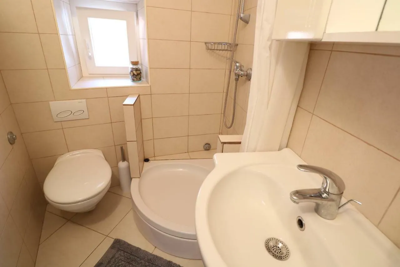 Apartments Ivo With Sea View Baska  Baska (Krk)