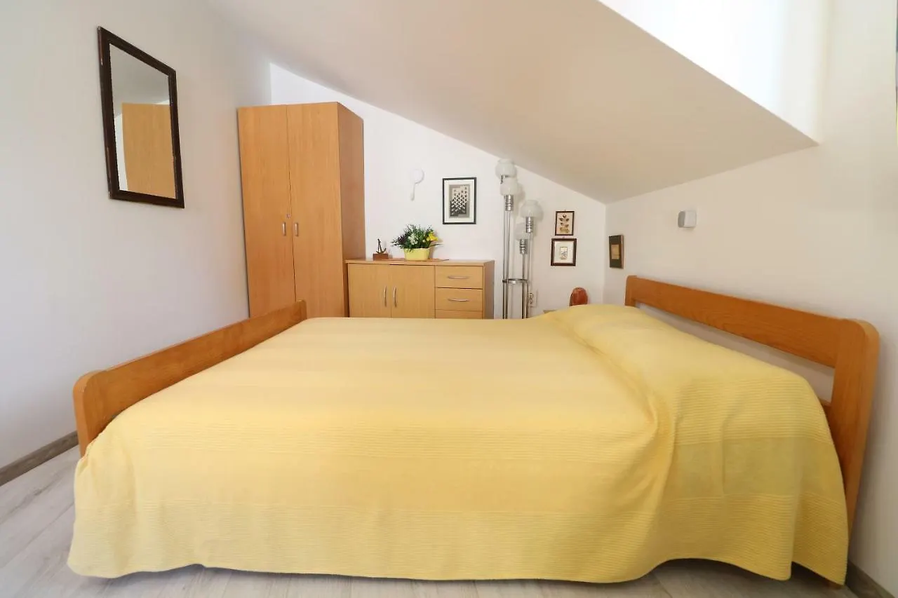 Apartments Ivo With Sea View Baska  Baska (Krk)